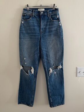 Abercrombie & Fitch The 90s Straight Ultra High Rise Dark Wash Distressed Jeans